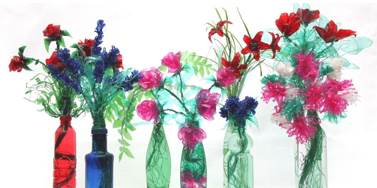 Flores con botellas de plástico