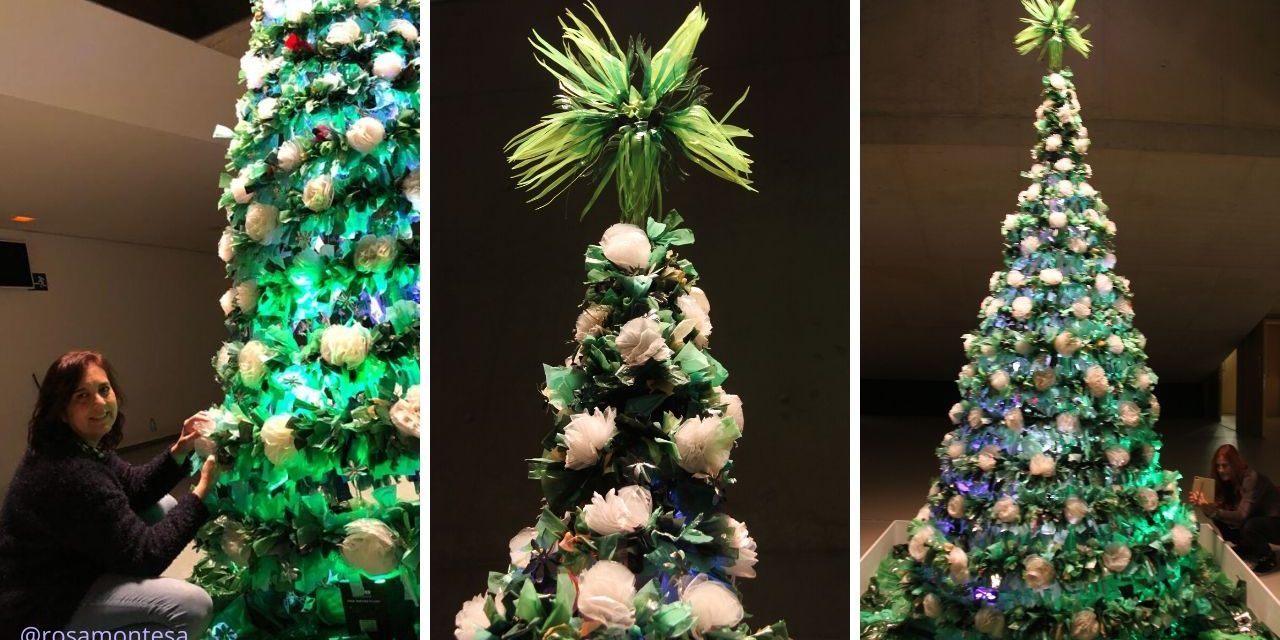 Arbol Navidad reciclando bolsas de plástico - RosaMontesa